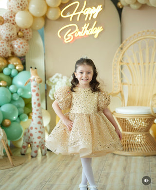 Elegant Gold Crew-Neck Dress with Chic Cutout Accent